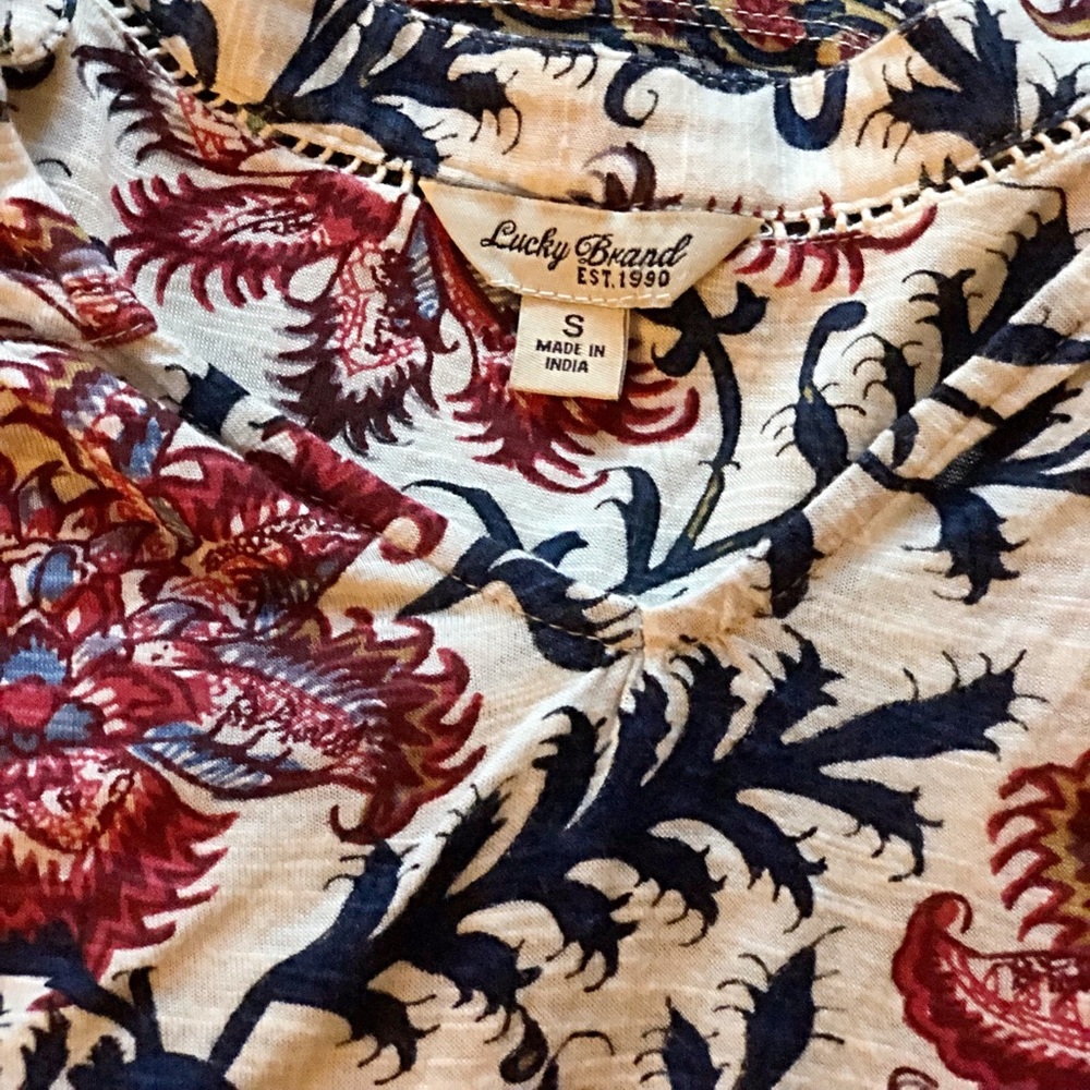 🌻Lucky Brand Floral Blouse🌻 - Picture 3 of 5